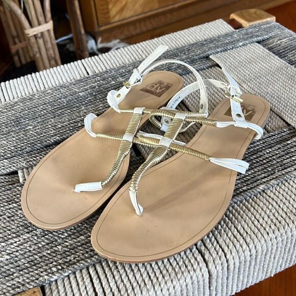 Dolce vita | white and gold thong sandals size 8.5 - Picture 1 of 5